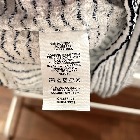 LOFT - striped drape sleeve shirt - size M - Picture 7 of 8